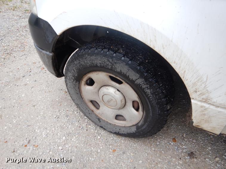 image for item FH9383 2005 Ford F150 pickup truck