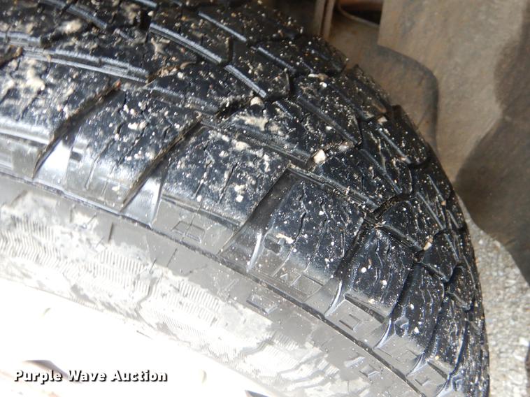 image for item FH9383 2005 Ford F150 pickup truck