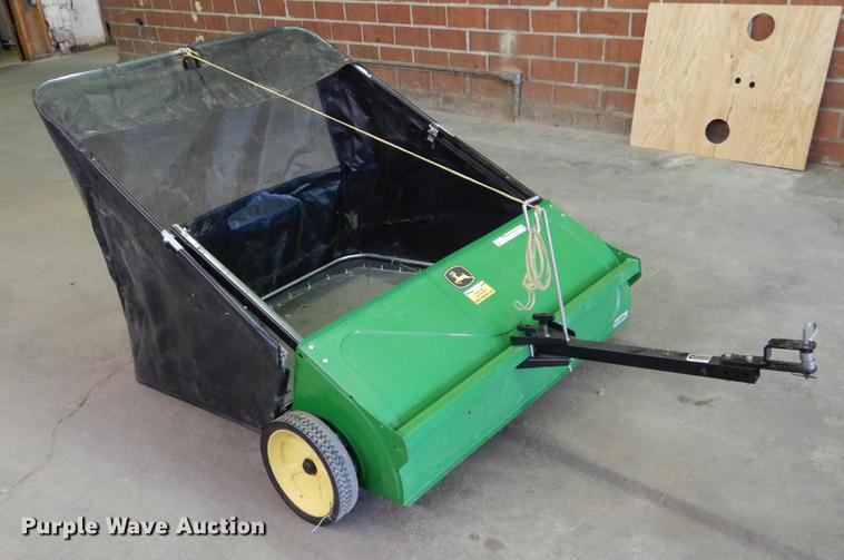 image for item FI9567 John Deere LP49038 lawn sweep