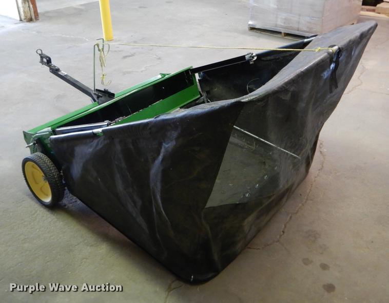 image for item FI9567 John Deere LP49038 lawn sweep