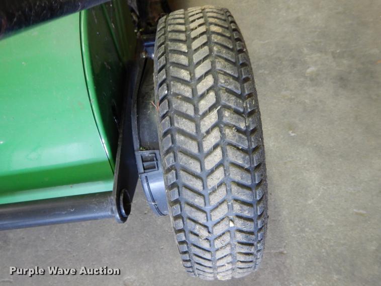 image for item FI9568 John Deere lawn sweep