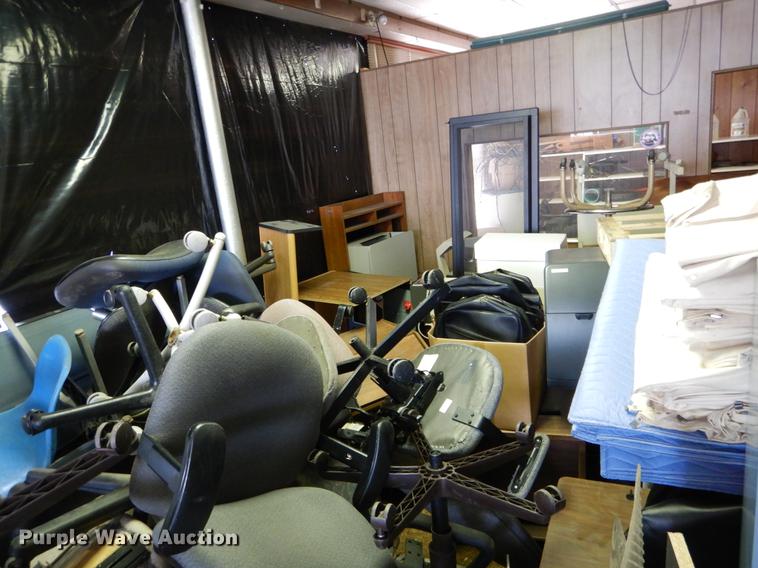 image for item FI9569 Office supplies and equipment