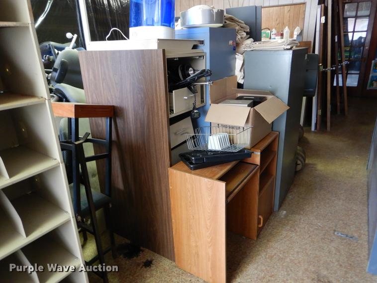 image for item FI9569 Office supplies and equipment