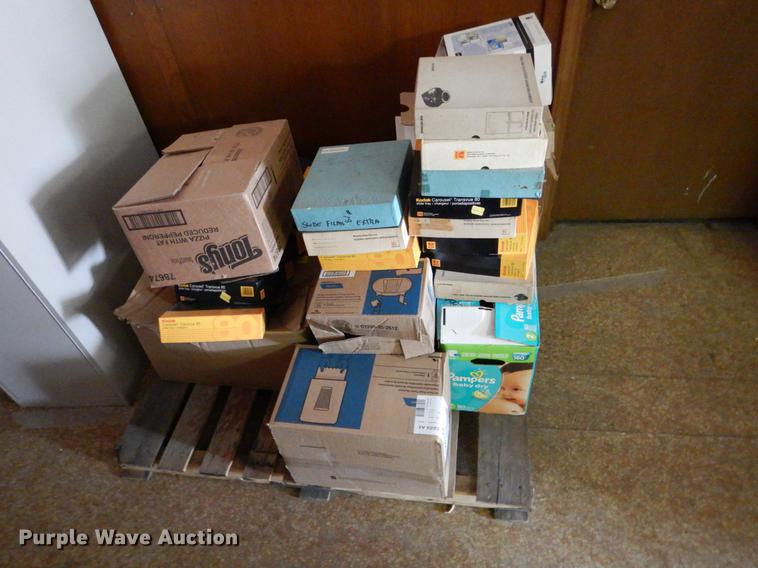 image for item FI9569 Office supplies and equipment