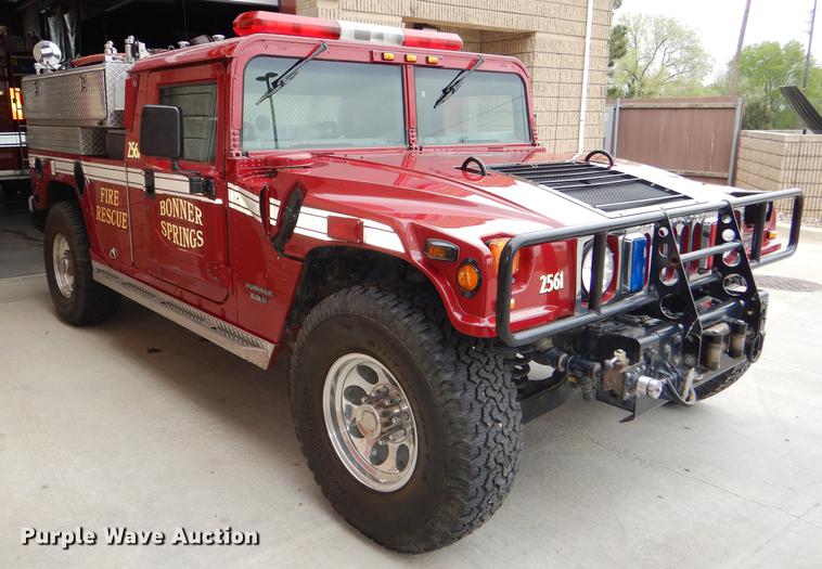 image for item FK9129 1998 Am General Hummer brush fire truck
