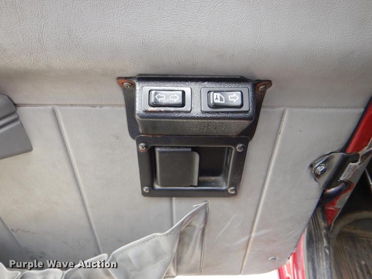 image for item FK9129 1998 Am General Hummer brush fire truck