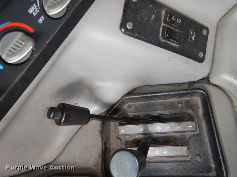 image for item FK9129 1998 Am General Hummer brush fire truck