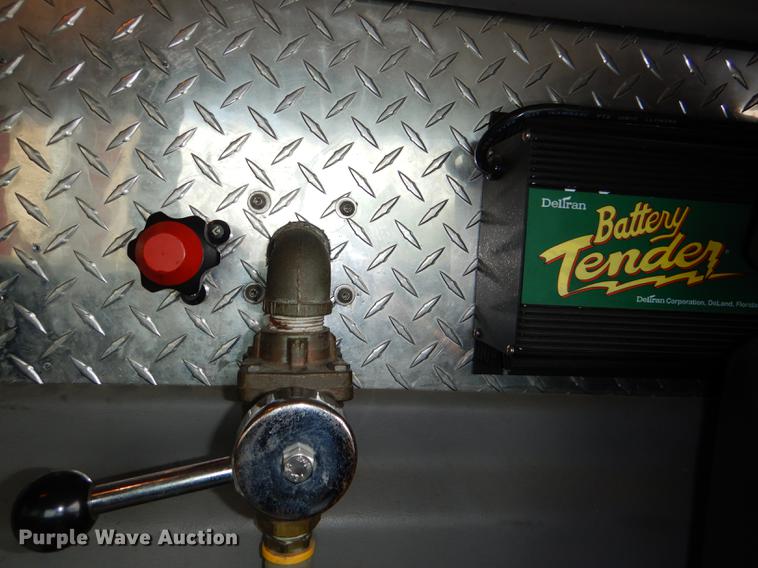 image for item FK9129 1998 Am General Hummer brush fire truck