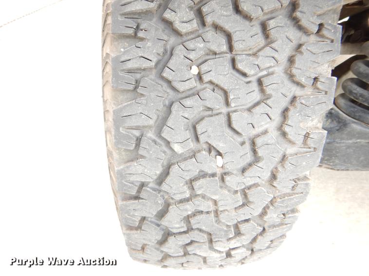 image for item FK9129 1998 Am General Hummer brush fire truck