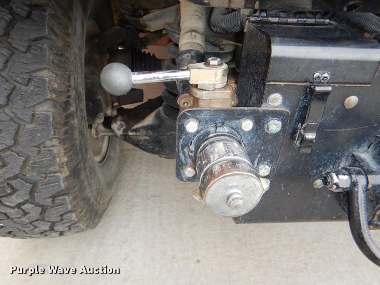 image for item FK9129 1998 Am General Hummer brush fire truck