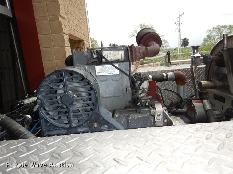 image for item FK9129 1998 Am General Hummer brush fire truck