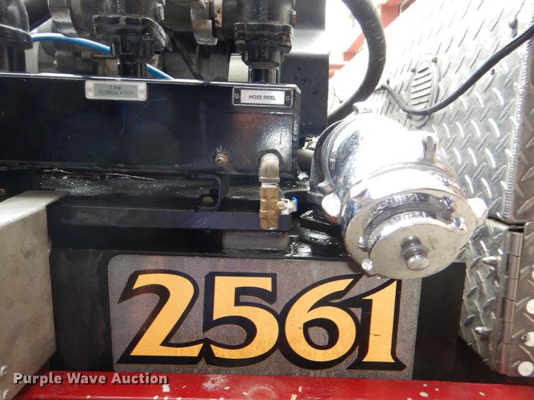 image for item FK9129 1998 Am General Hummer brush fire truck