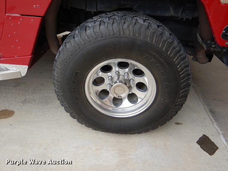 image for item FK9129 1998 Am General Hummer brush fire truck