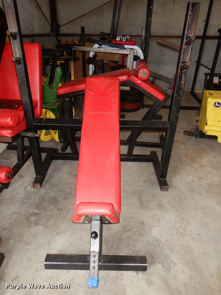 image for item FK9164 Weight room equipment