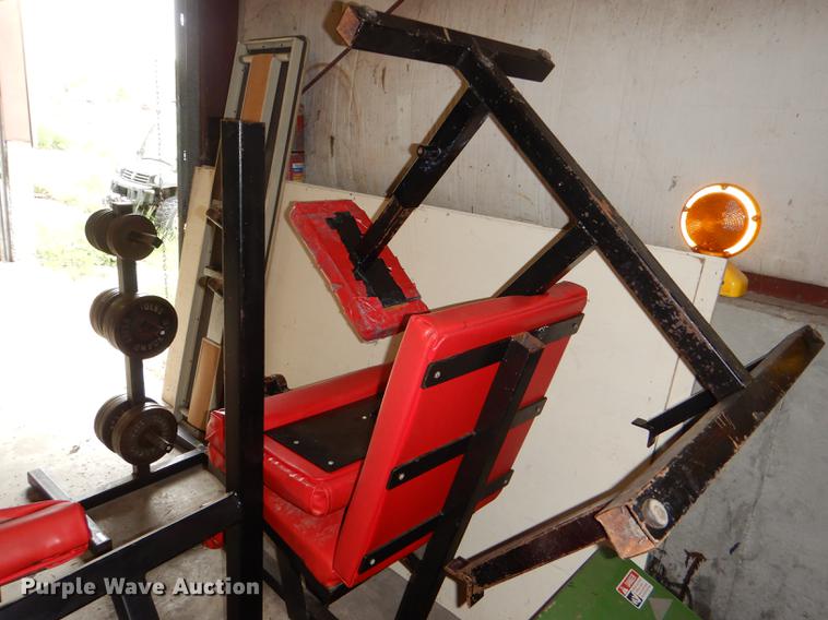 image for item FK9164 Weight room equipment