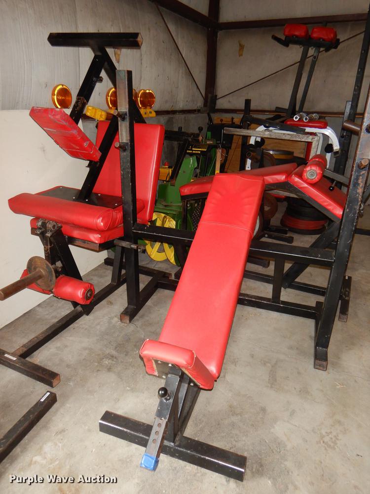 image for item FK9164 Weight room equipment