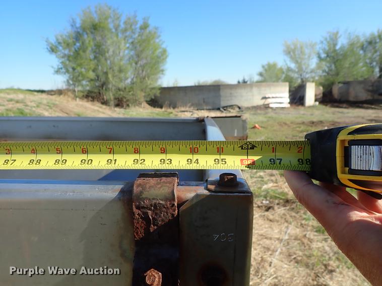 image for item FL9721 Henderson stainless steel spreader