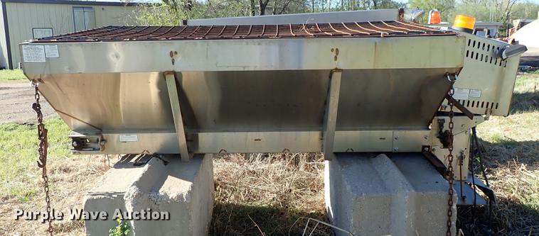 image for item FL9722 Salt Dogg stainless steel spreader