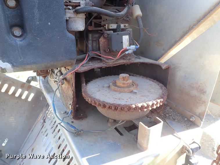 image for item FL9722 Salt Dogg stainless steel spreader