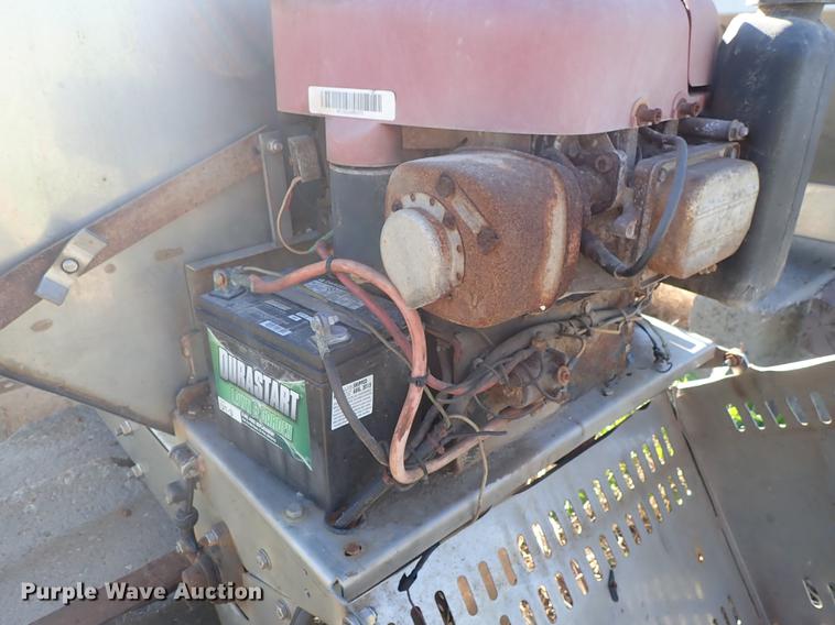 image for item FL9722 Salt Dogg stainless steel spreader