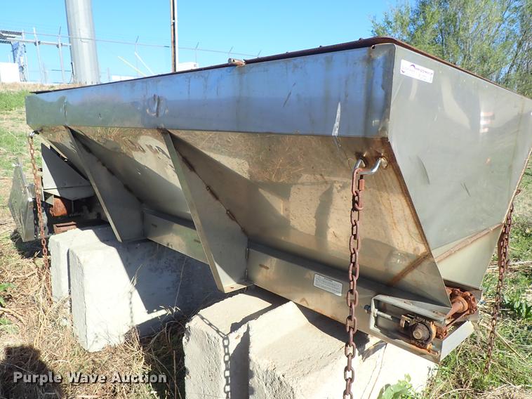 image for item FL9722 Salt Dogg stainless steel spreader