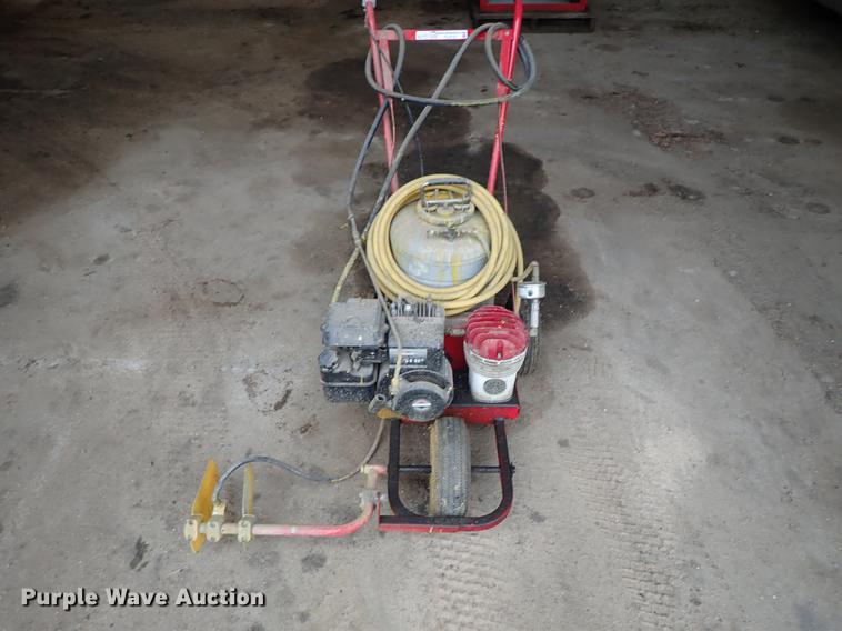 image for item FL9737 Pioneer Brite Striper paint striper