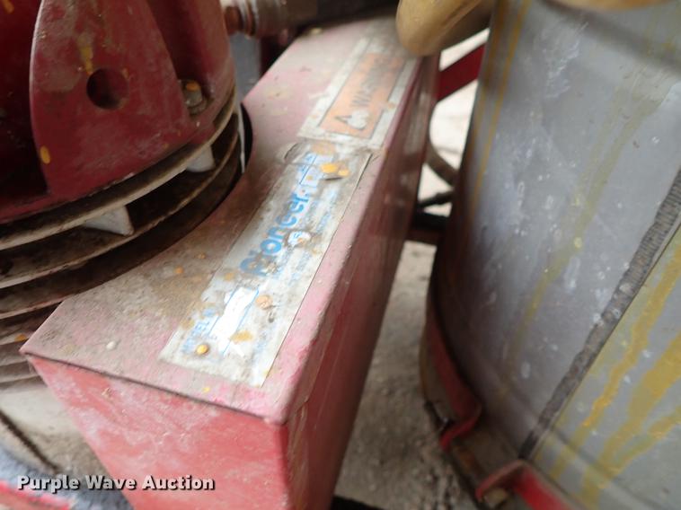 image for item FL9737 Pioneer Brite Striper paint striper