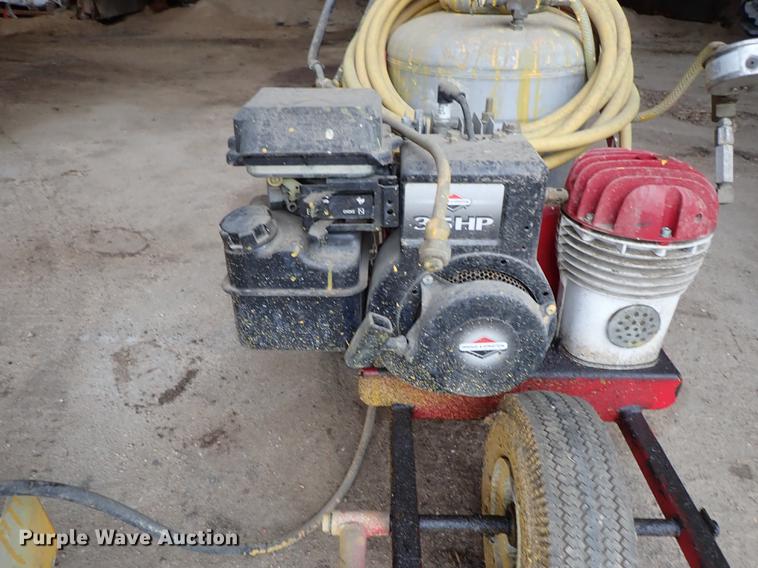 image for item FL9737 Pioneer Brite Striper paint striper