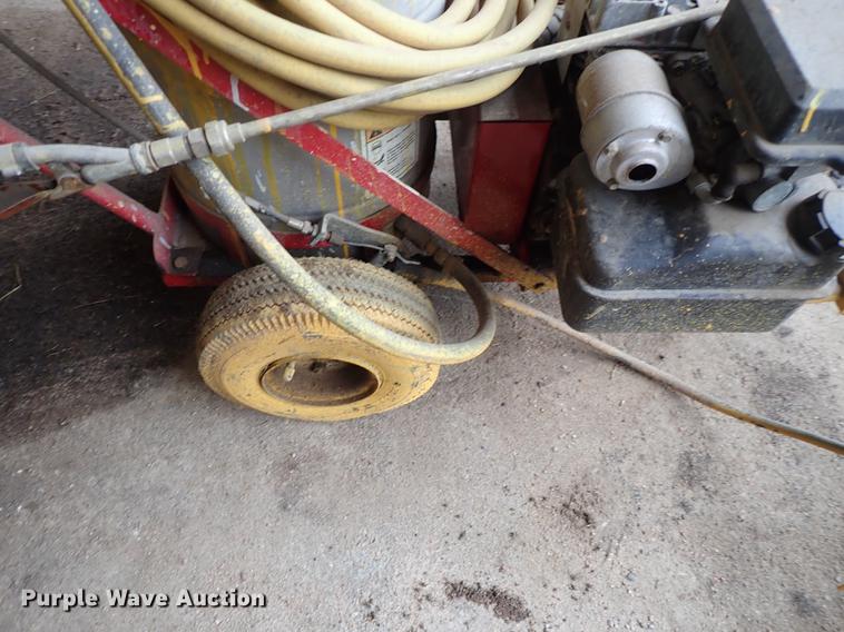 image for item FL9737 Pioneer Brite Striper paint striper