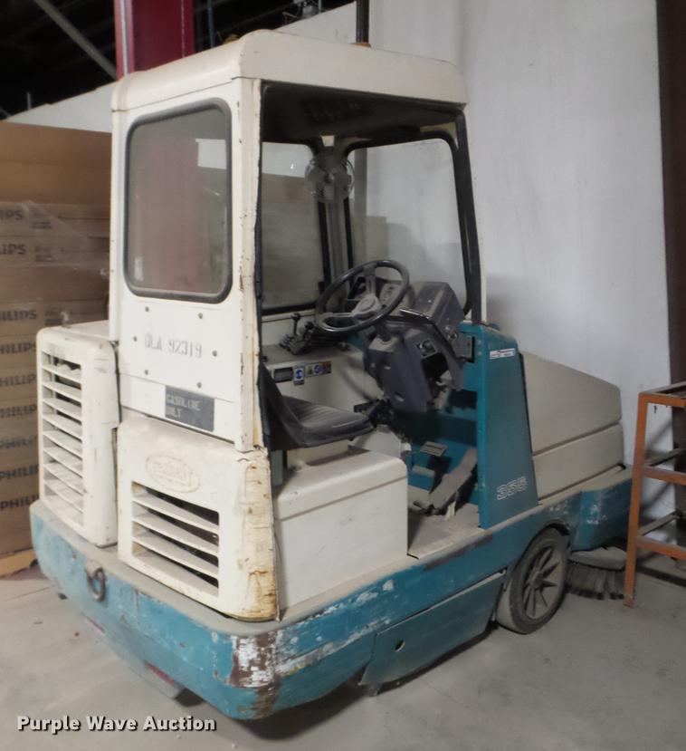 image for item FM9258 Tennant 355 sweeper