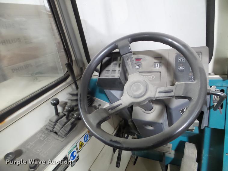 image for item FM9258 Tennant 355 sweeper