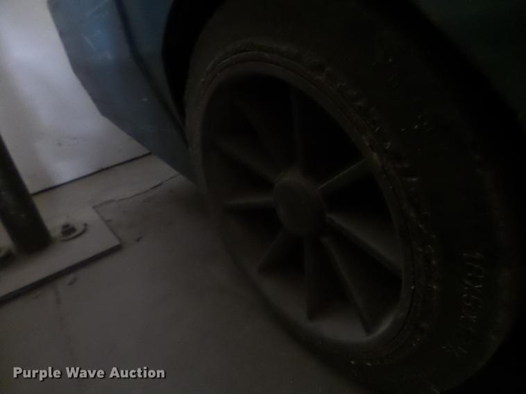 image for item FM9258 Tennant 355 sweeper