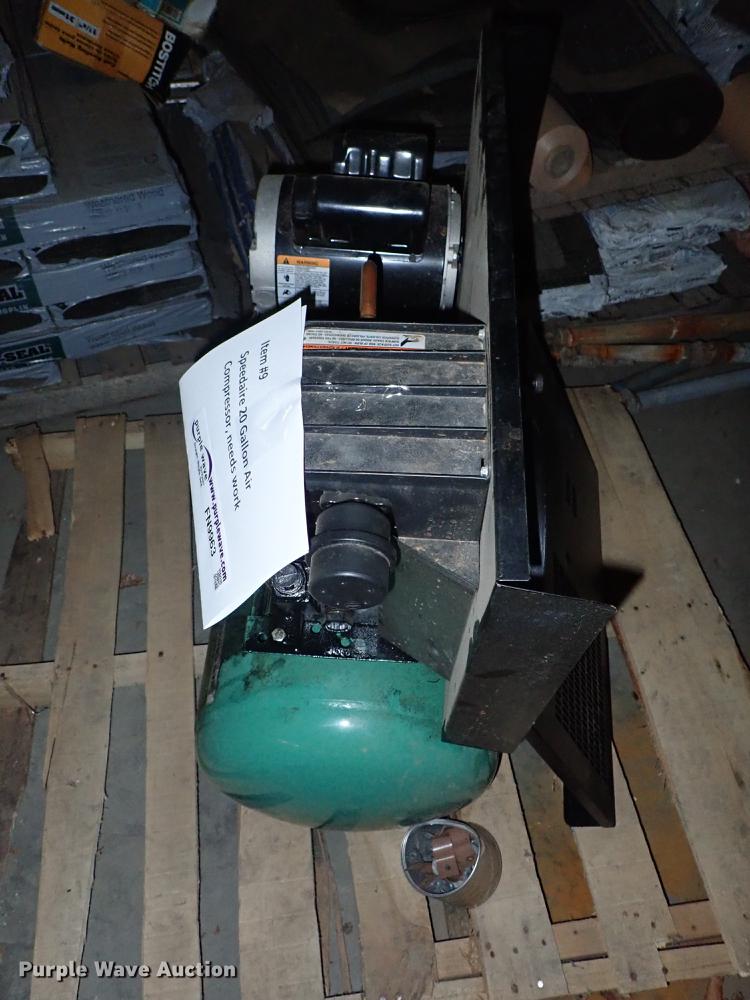 image for item FN9963 Speed Aire air compressor