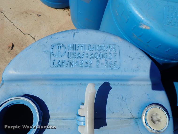image for item FN9964 (33) plastic barrels