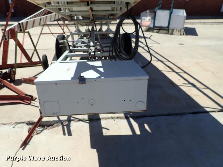 image for item FN9966 Hydraulic folding walkway