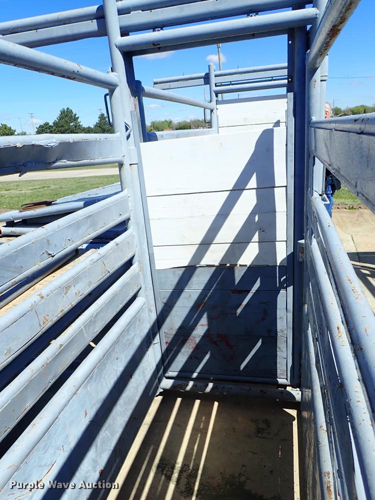 image for item FN9967 (6) WW bucking chutes