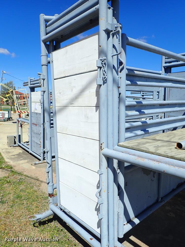 image for item FN9967 (6) WW bucking chutes