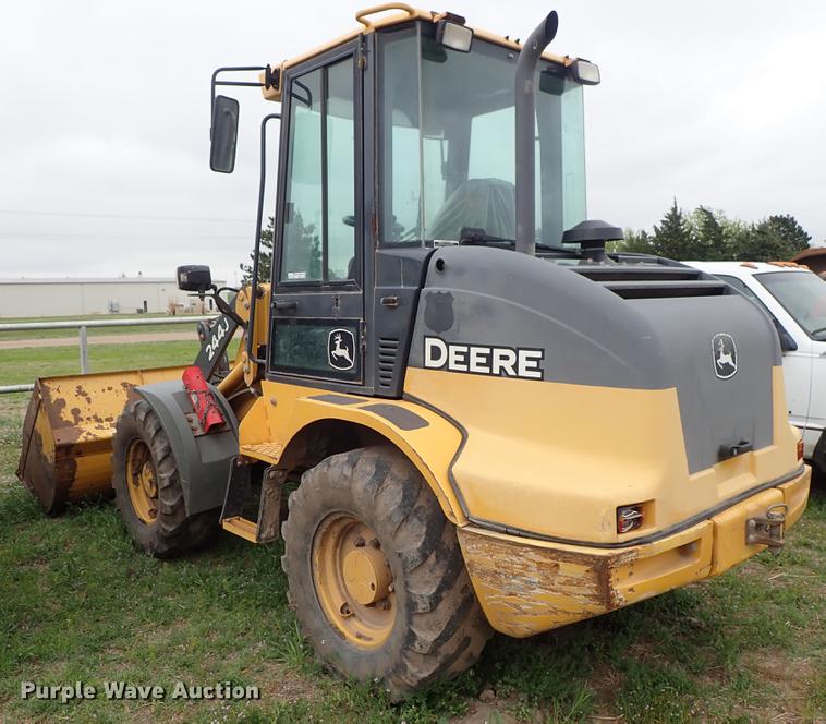 image for item FN9975 2007 John Deere 244J wheel loader