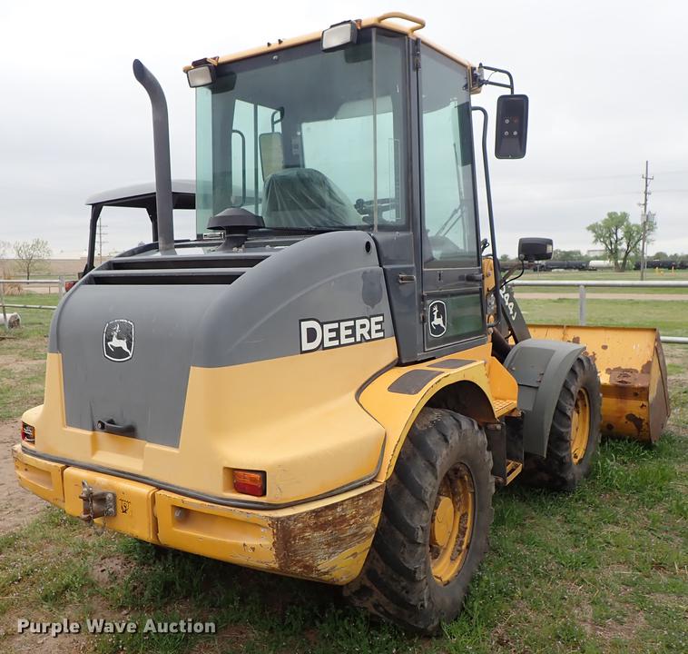 image for item FN9975 2007 John Deere 244J wheel loader