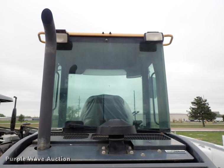 image for item FN9975 2007 John Deere 244J wheel loader