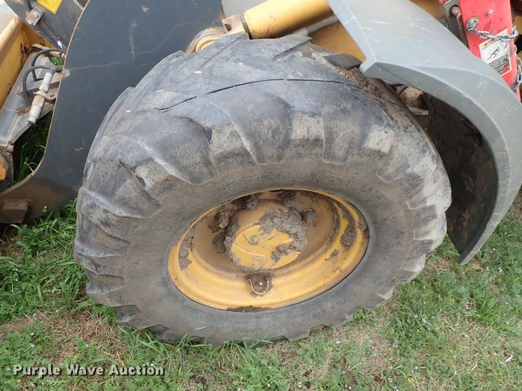 image for item FN9975 2007 John Deere 244J wheel loader