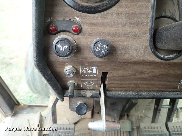 image for item FN9977 Massey-Ferguson 2745 tractor