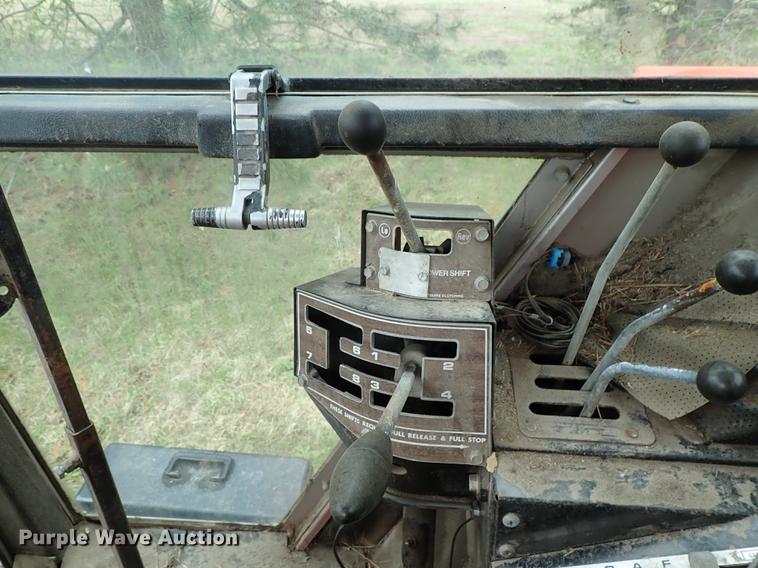 image for item FN9977 Massey-Ferguson 2745 tractor