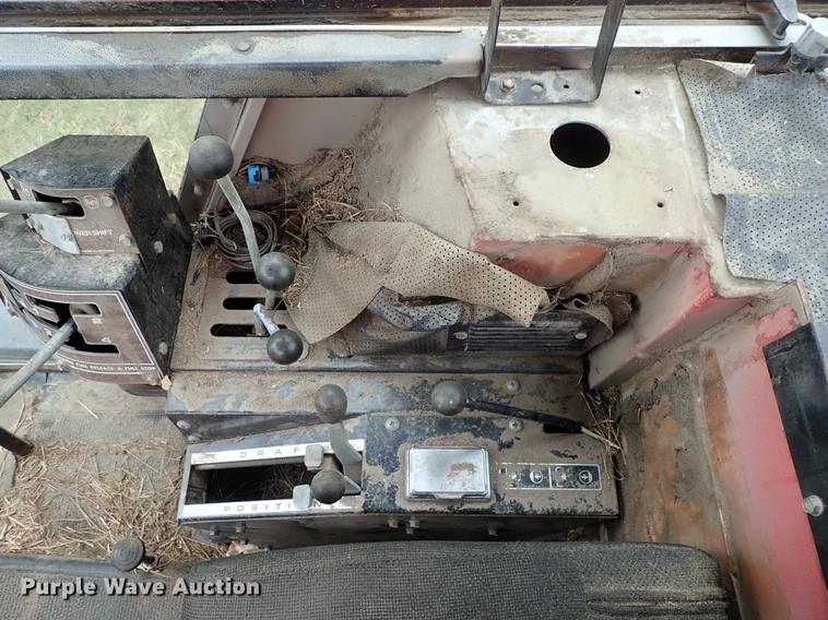 image for item FN9977 Massey-Ferguson 2745 tractor