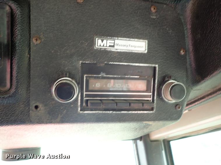 image for item FN9977 Massey-Ferguson 2745 tractor