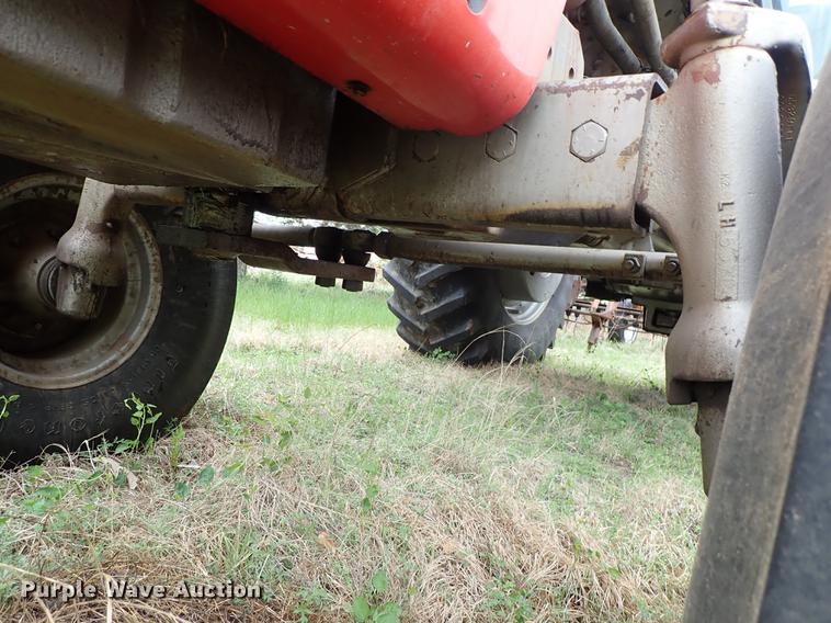 image for item FN9977 Massey-Ferguson 2745 tractor