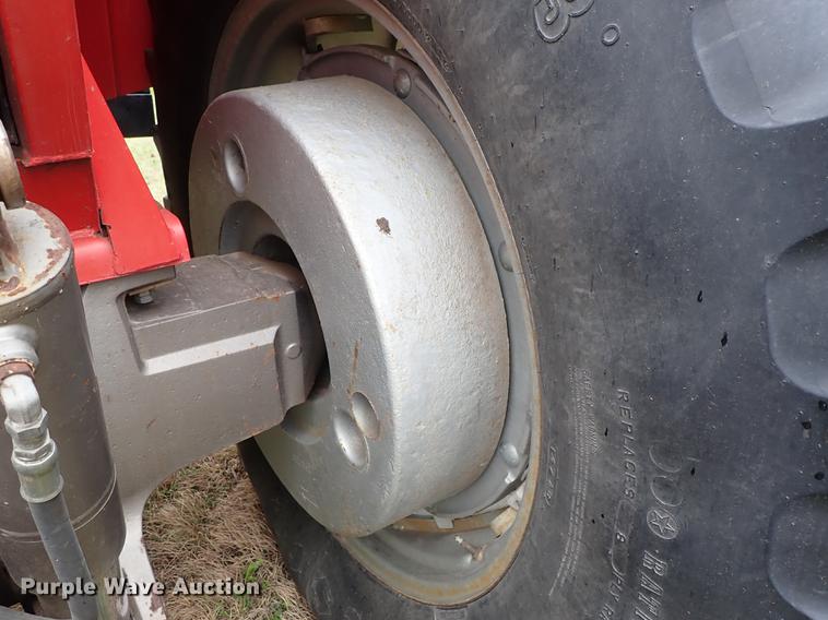 image for item FN9977 Massey-Ferguson 2745 tractor