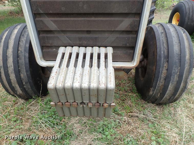 image for item FN9977 Massey-Ferguson 2745 tractor