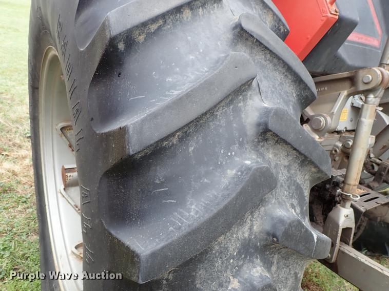 image for item FN9977 Massey-Ferguson 2745 tractor