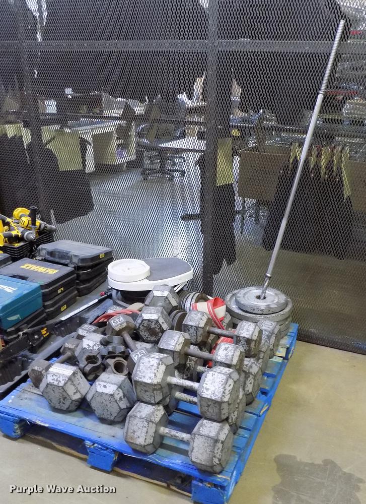 image for item FO9780 Free weight and dumbbells